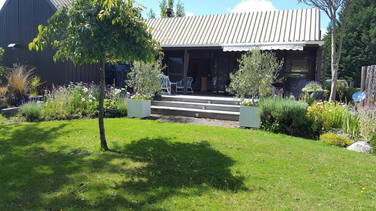 Alpine Rock B&B Te Anau Buitenkant foto