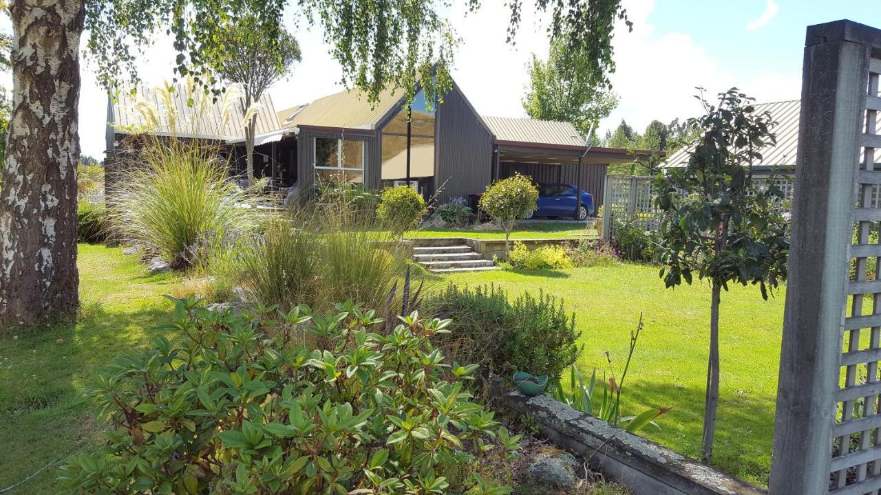 Alpine Rock B&B Te Anau Buitenkant foto