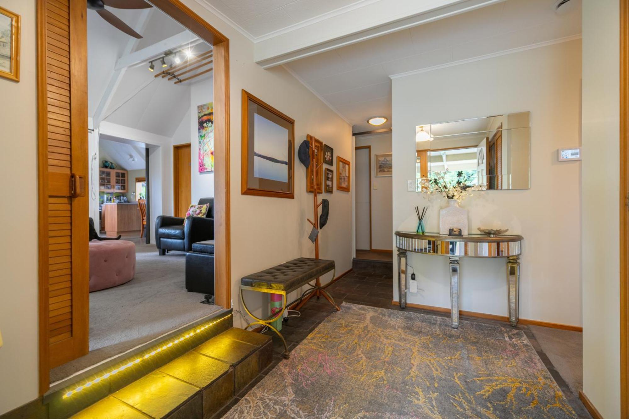 Alpine Rock B&B Te Anau Buitenkant foto