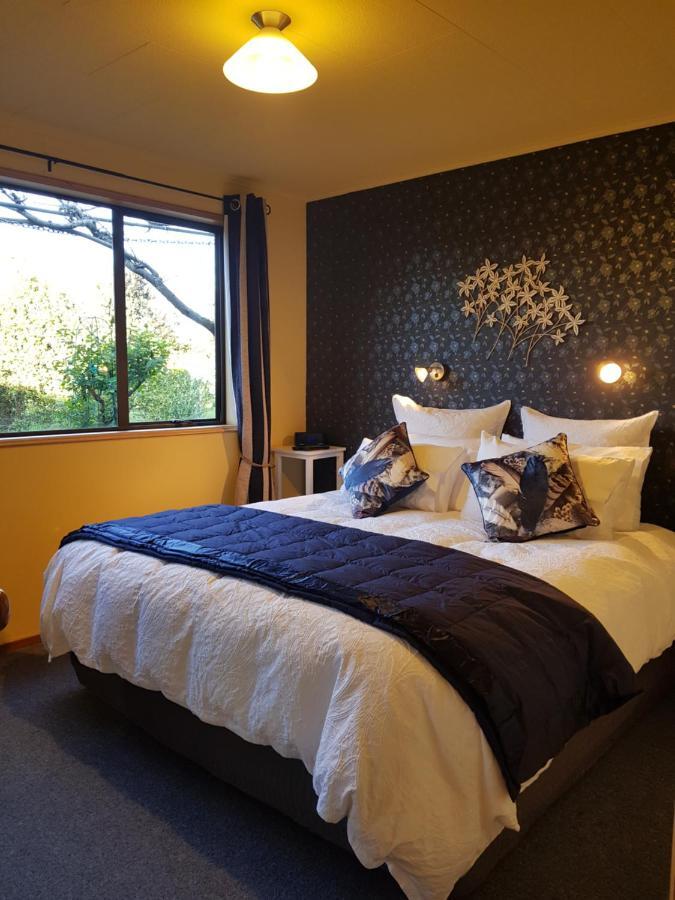 Alpine Rock B&B Te Anau Buitenkant foto